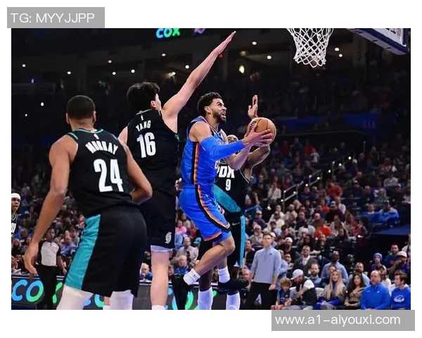 杨瀚森一战创4新高！背打哈腾2+1出霸气手势 拓媒赞尖端策应天分